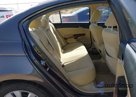 2011 Honda Accord 2.4 Ex из США, поврежденный, VIN 1HGCP2F77BA026568